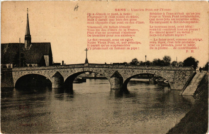 Carte postale ancienne Sens - L'ancien Pont sur l'Yonne à Sens