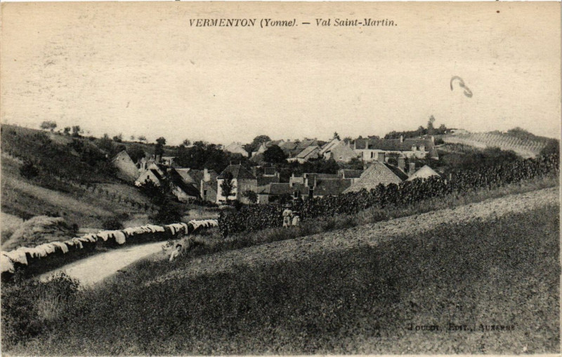 Carte postale ancienne Vermenton - Val Saint-Martin à Vermenton