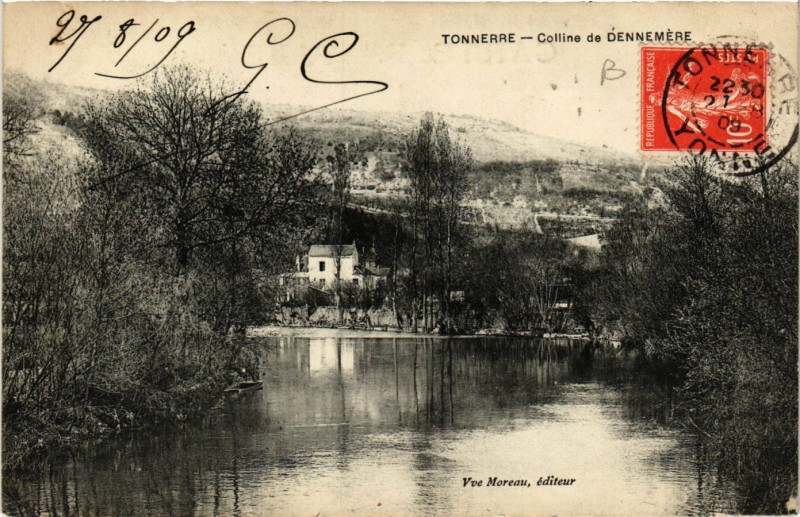 Carte postale ancienne Tonnerre - Colline de Dennemere à Tonnerre