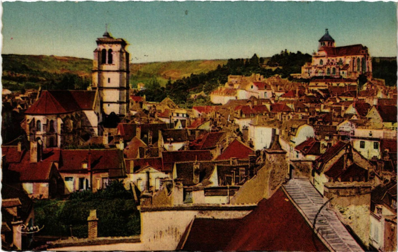 Carte postale ancienne Tonnerre - Vue générale à Tonnerre