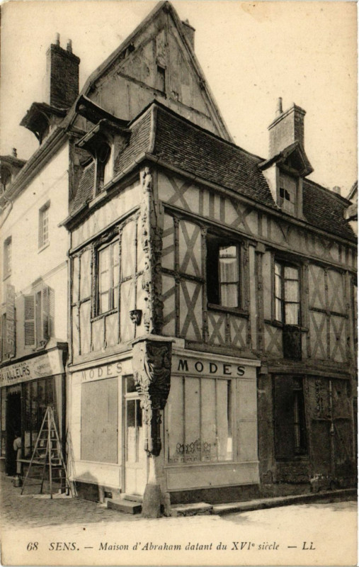 Carte postale ancienne Sens - Maison d'Abraham datant du Xvi siecle à Sens