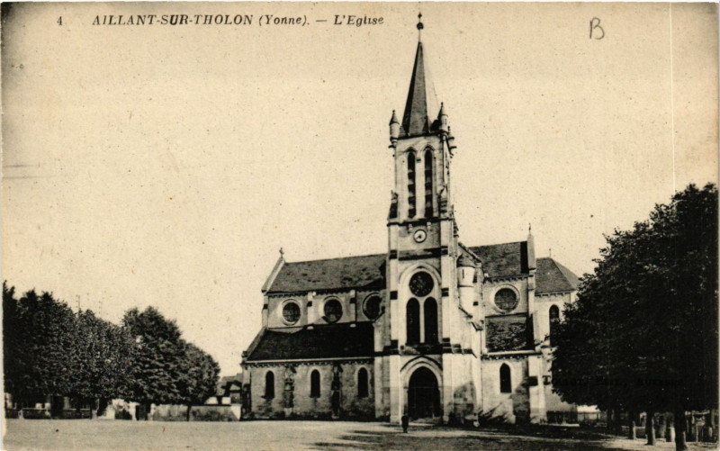 Carte postale ancienne Aillant-sur-Tholon - L'Eglise