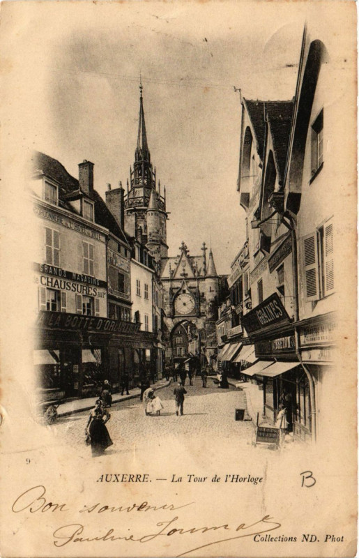 Carte postale ancienne Auxerre - La Tour de l'Horloge à Auxerre