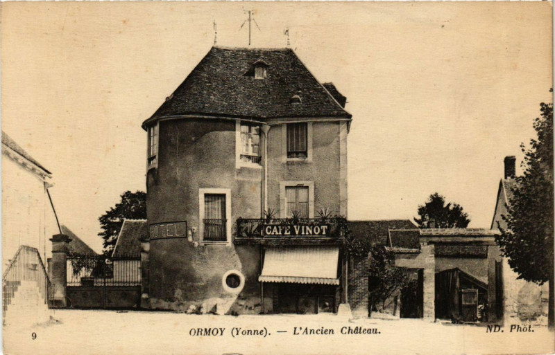 Carte postale ancienne Ormoy - L'Ancien Chateau à Ormoy