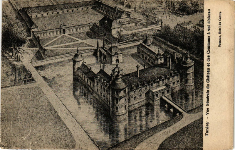 Carte postale ancienne Tanley - Vue générale de Chateau et des Communs a vol d'oiseau