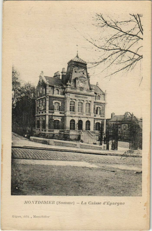 Carte postale ancienne Montdidier Caisse d'Epargne