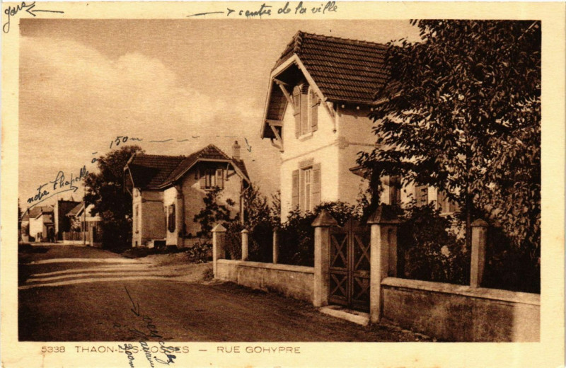 Carte postale ancienne Thaon-les-Vosges - Rue Gohypre