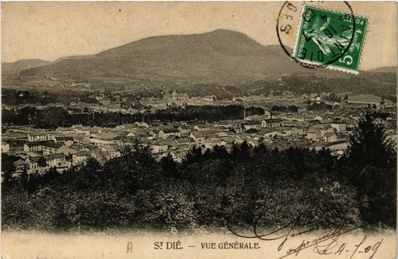 Carte postale ancienne Saint-Die - Vue générale