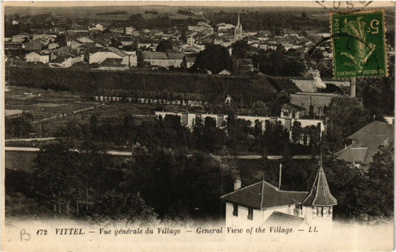Carte postale ancienne Vittel - Vue générale du Village - General View of the Village à Vittel