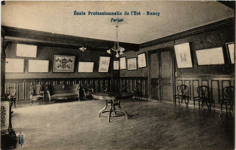 Carte postale ancienne Nancy Ecole Professionnelle de l'Est Parloir à Nancy