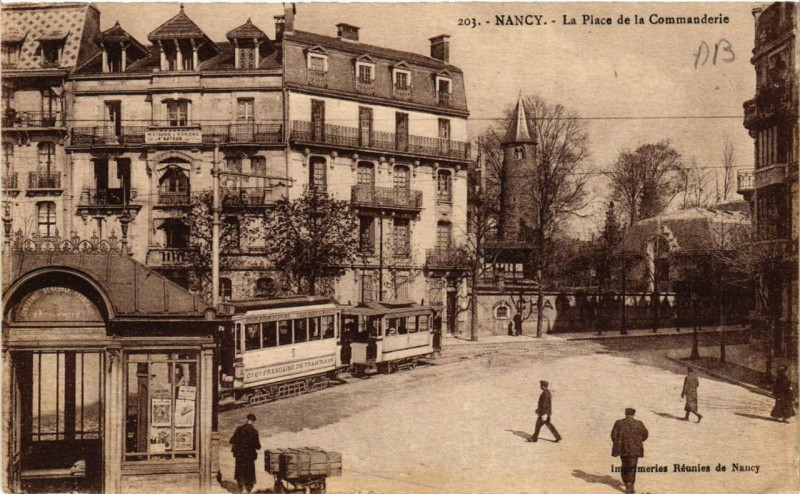 Carte postale ancienne Nancy La Place de la Commanderie à Nancy