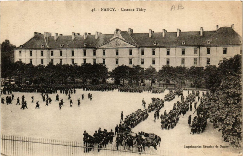 Carte postale ancienne Nancy Caserne Thiry à Nancy