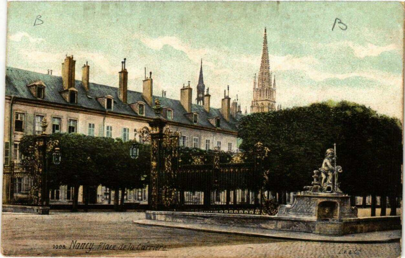 Carte postale ancienne Nancy Place de la Carriere à Nancy