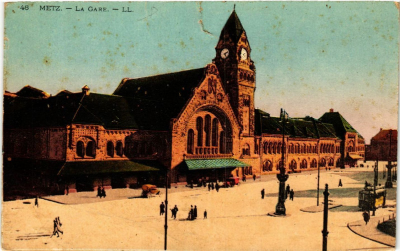 Carte postale ancienne Metz - La Gare à Metz