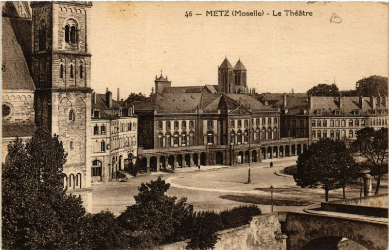 Carte postale ancienne Metz - Le Théatre à Metz