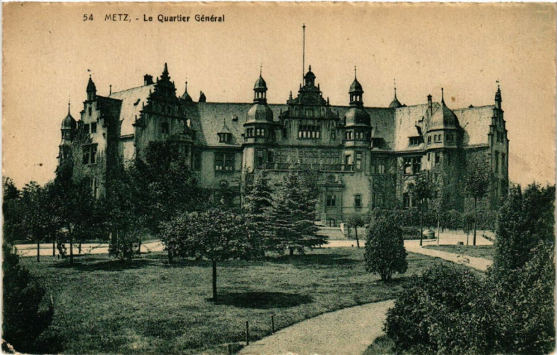 Carte postale ancienne Metz - Le Quartier General à Metz