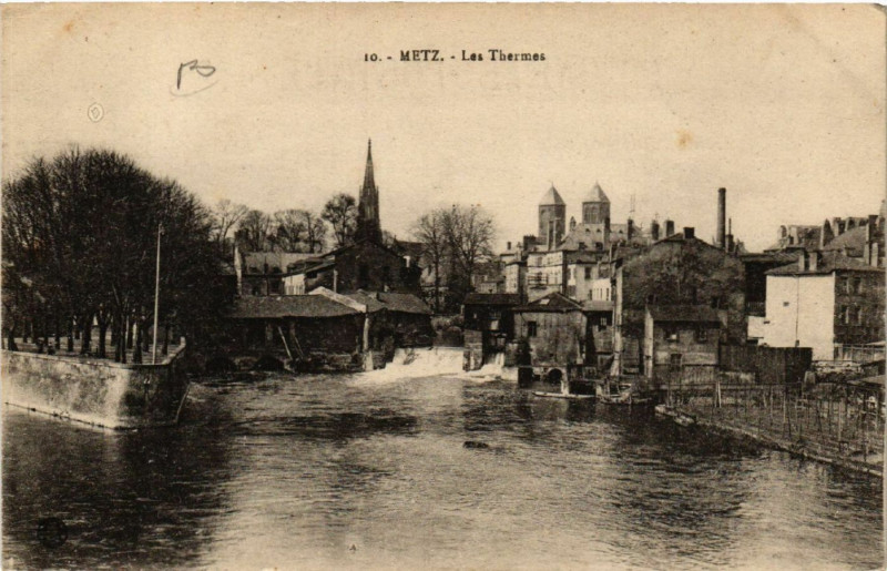 Carte postale ancienne Metz - Les Thermes à Metz