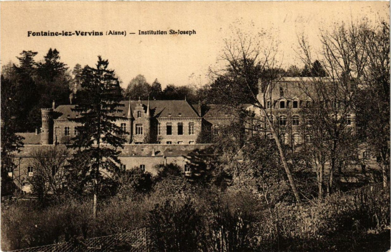 Carte postale ancienne Fontaine-les-Vervins Institution Saint-Joseph à Fontaine-lès-Vervins