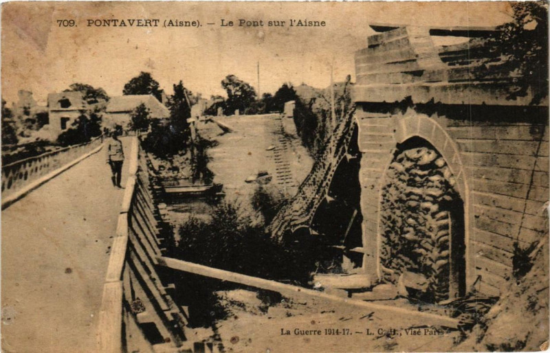 Carte postale ancienne Pontavert Le Pont sur l'Aisne à Pontavert