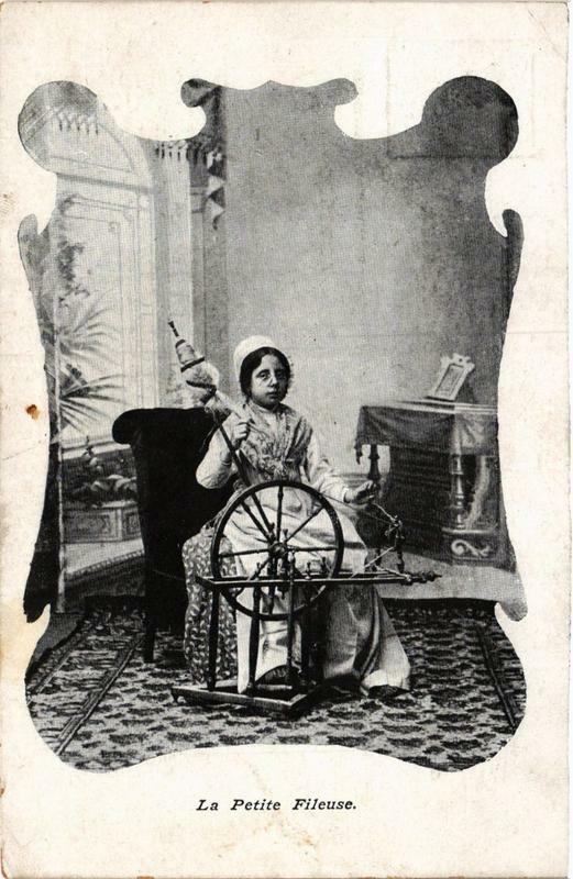 Carte postale ancienne La Petite Fileuse