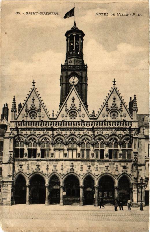 Carte postale ancienne Saint-Quentin Hotel de Ville à Saint-Quentin