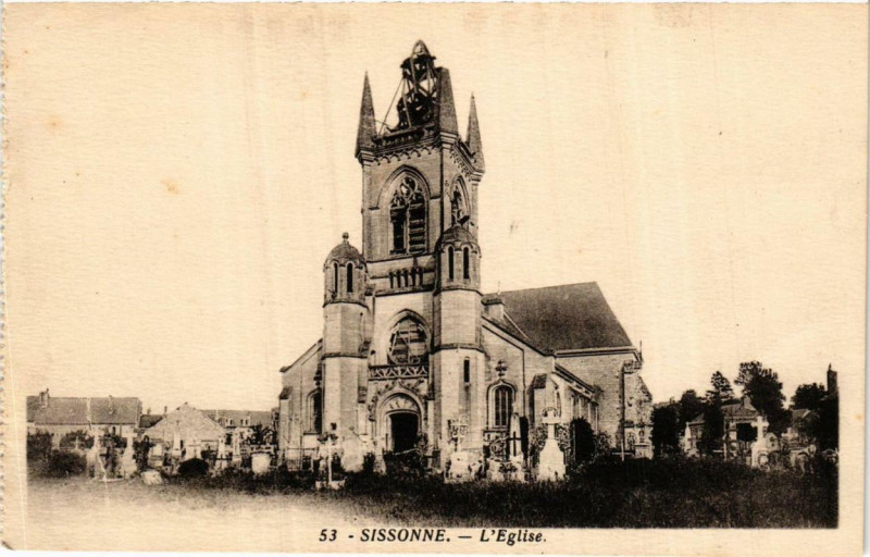 Carte postale ancienne Sissonne L'Eglise à Sissonne