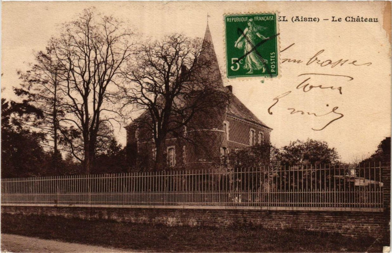 Carte postale ancienne Le Chateau