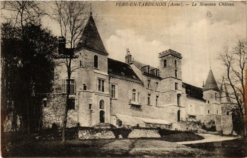 Carte postale ancienne Fere-en-Tardenois Le nouveau Chateau à Fère-en-Tardenois