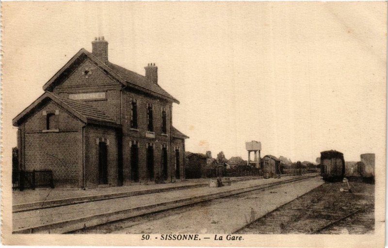 Carte postale ancienne Sissonne La Gare à Sissonne