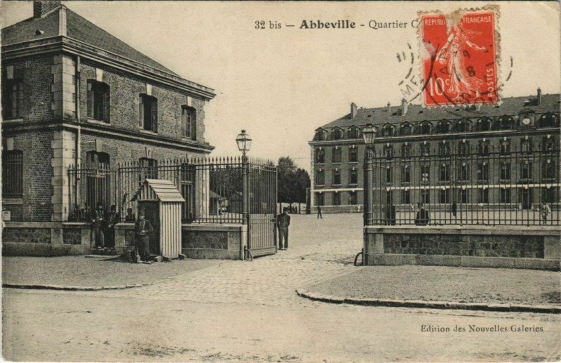 Carte postale ancienne Abbeville Quartier Courbet à Abbeville
