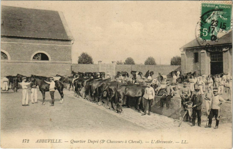 Carte postale ancienne Abbeville Quartier Dupré Abreuvoir à Abbeville