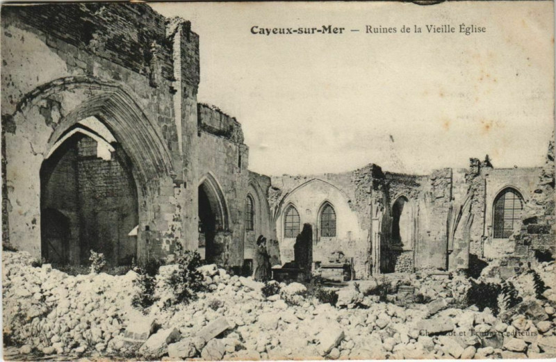 Carte postale ancienne Cayeux-sur-Mer Ruines de la Vieille Eglise à Cayeux-sur-Mer