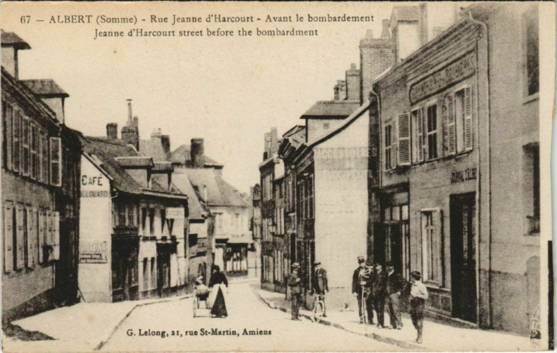 Carte postale ancienne Albert Rue Jeanne d'Harcourt à Albert