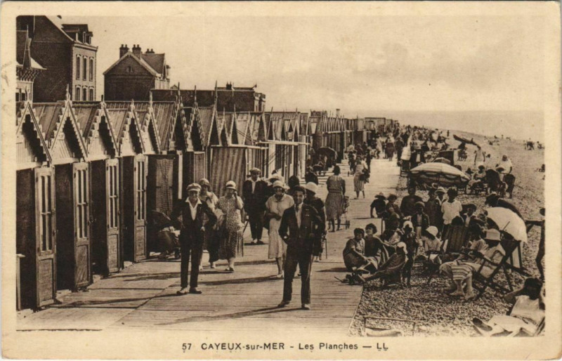 Carte postale ancienne Cayeux-sur-Mer Les Planches à Cayeux-sur-Mer