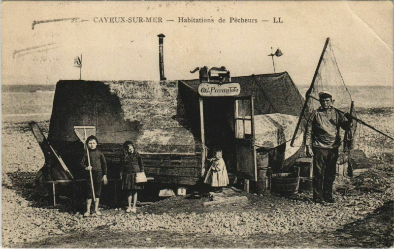 Carte postale ancienne Cayeux-sur-Mer Habitatio de Pecheurs à Cayeux-sur-Mer