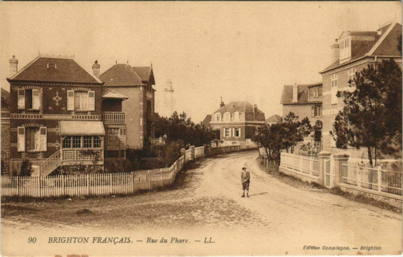 Carte postale ancienne Brigthon Cayeux-sur-Mer Rue du Phare à Cayeux-sur-Mer