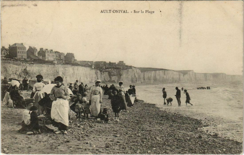 Carte postale ancienne Ault sur la Plage à Ault