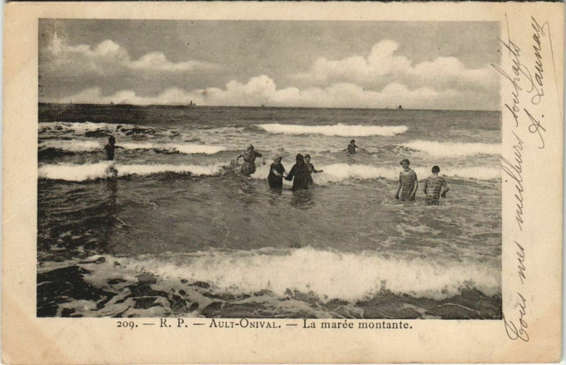 Carte postale ancienne Ault Marée montante à Ault