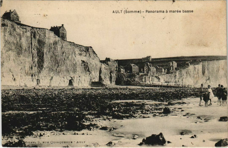 Carte postale ancienne Ault Panorama a marée basse à Ault