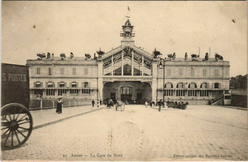 Carte postale ancienne Amiens Gare du Nord à Amiens