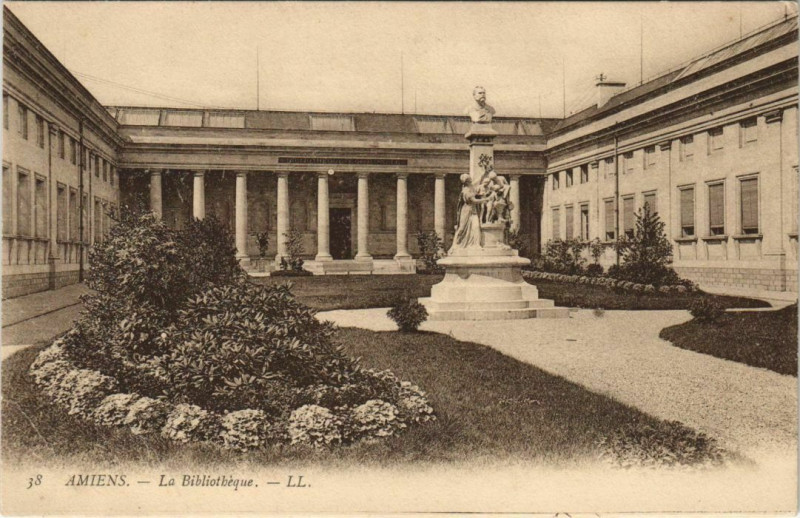 Carte postale ancienne Amiens Bibliotheque à Amiens