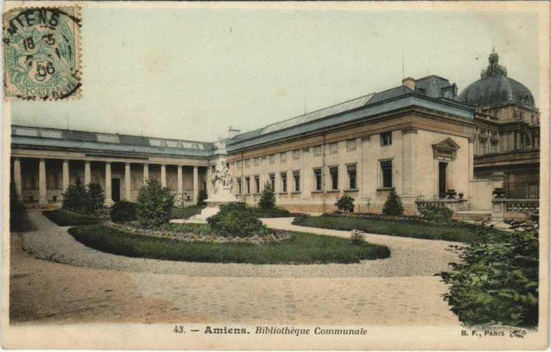 Carte postale ancienne Amiens Bibliotheque communale à Amiens