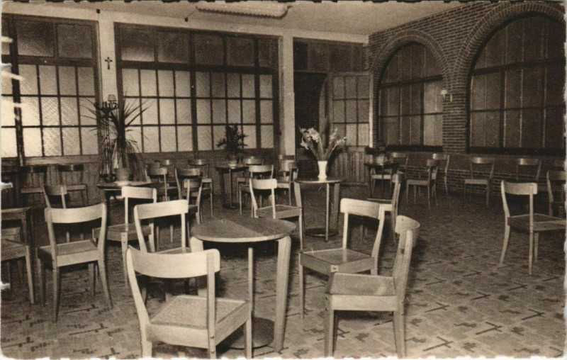 Carte postale ancienne Bon Pasteur Amiens Salle des visites à Amiens