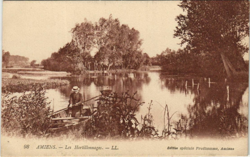 Carte postale ancienne Amiens Les Hortillonnages à Amiens