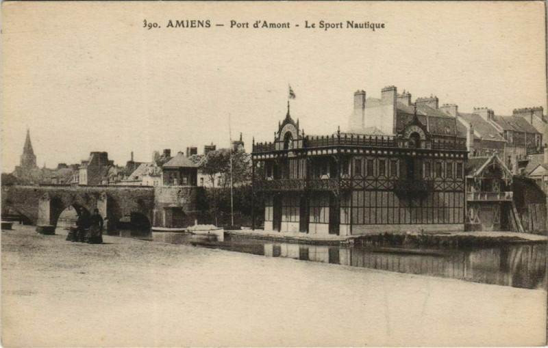 Carte postale ancienne Amiens Pont d'Amont Sport Nautique à Amiens