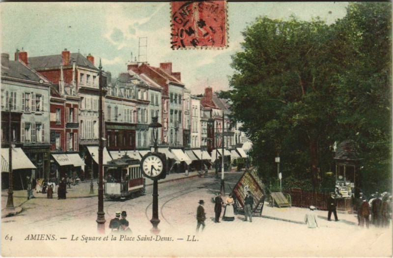 Carte postale ancienne Amiens Le Square et Place Saint-Denis à Amiens