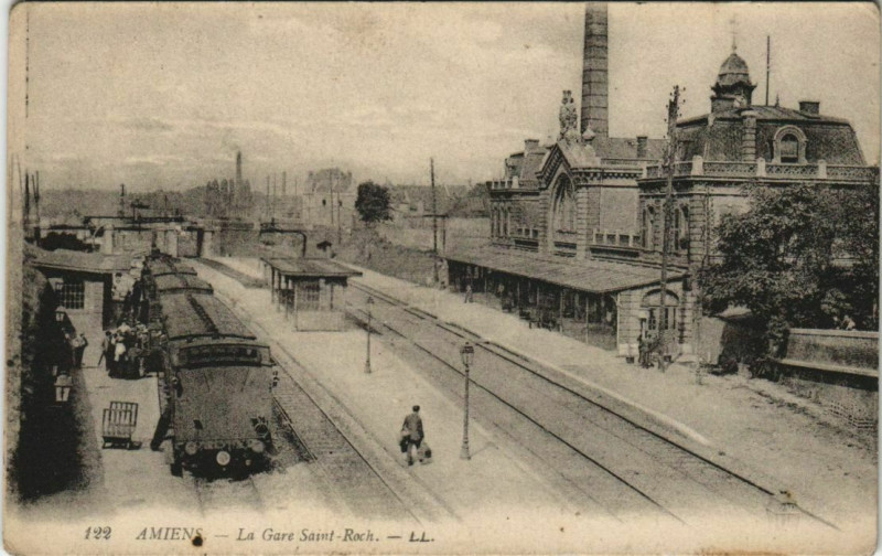 Carte postale ancienne Amiens Gare Saint-Roch à Amiens