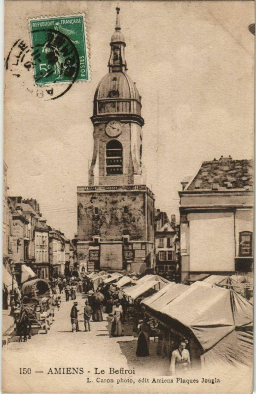 Carte postale ancienne Amiens le Beffroi à Amiens