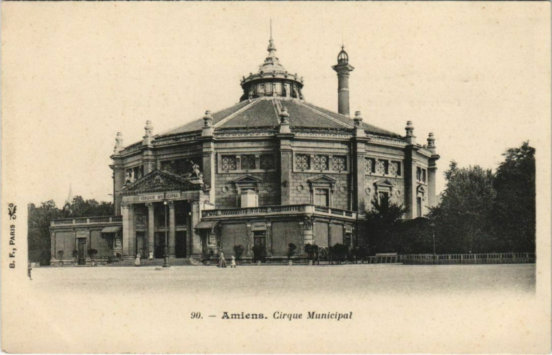 Carte postale ancienne Amiens Cirque Municipal à Amiens