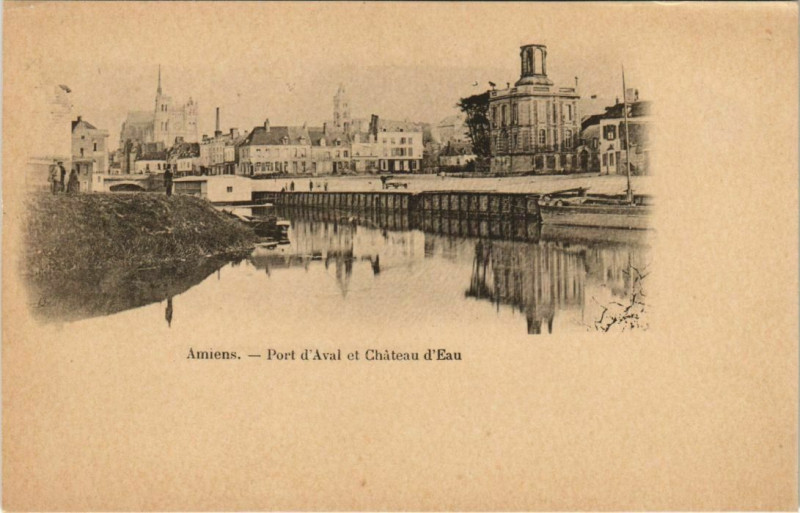 Carte postale ancienne Amiens Port dAval Chateau d'Eau à Amiens